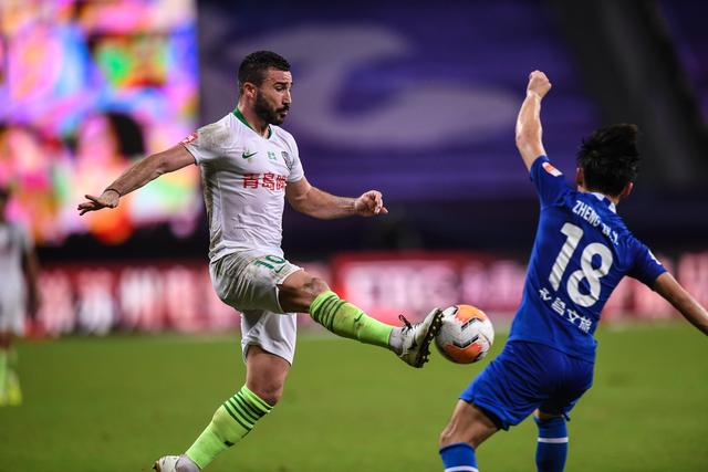 拜仁后卫阿方索酒驾被抓 吊销驾照+禁赛一个月